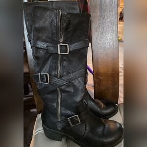 Black Leather Buckle Boots